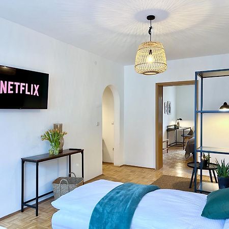 Sapphire Apartment: Free Parking + Netflix + Bathtub Essen Exterior photo