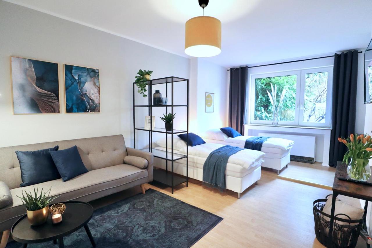 Sapphire Apartment: Free Parking + Netflix + Bathtub Essen Exterior photo